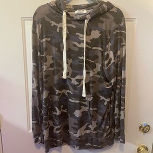 Lightweight Camo Hooded shirt